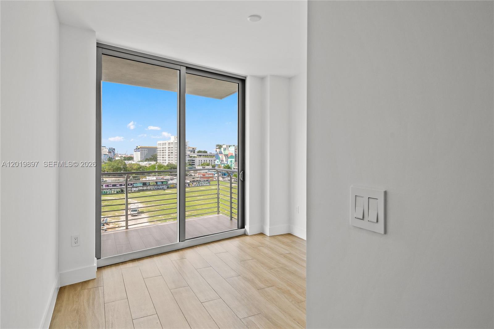 BUENA VISTA WEST - Residential