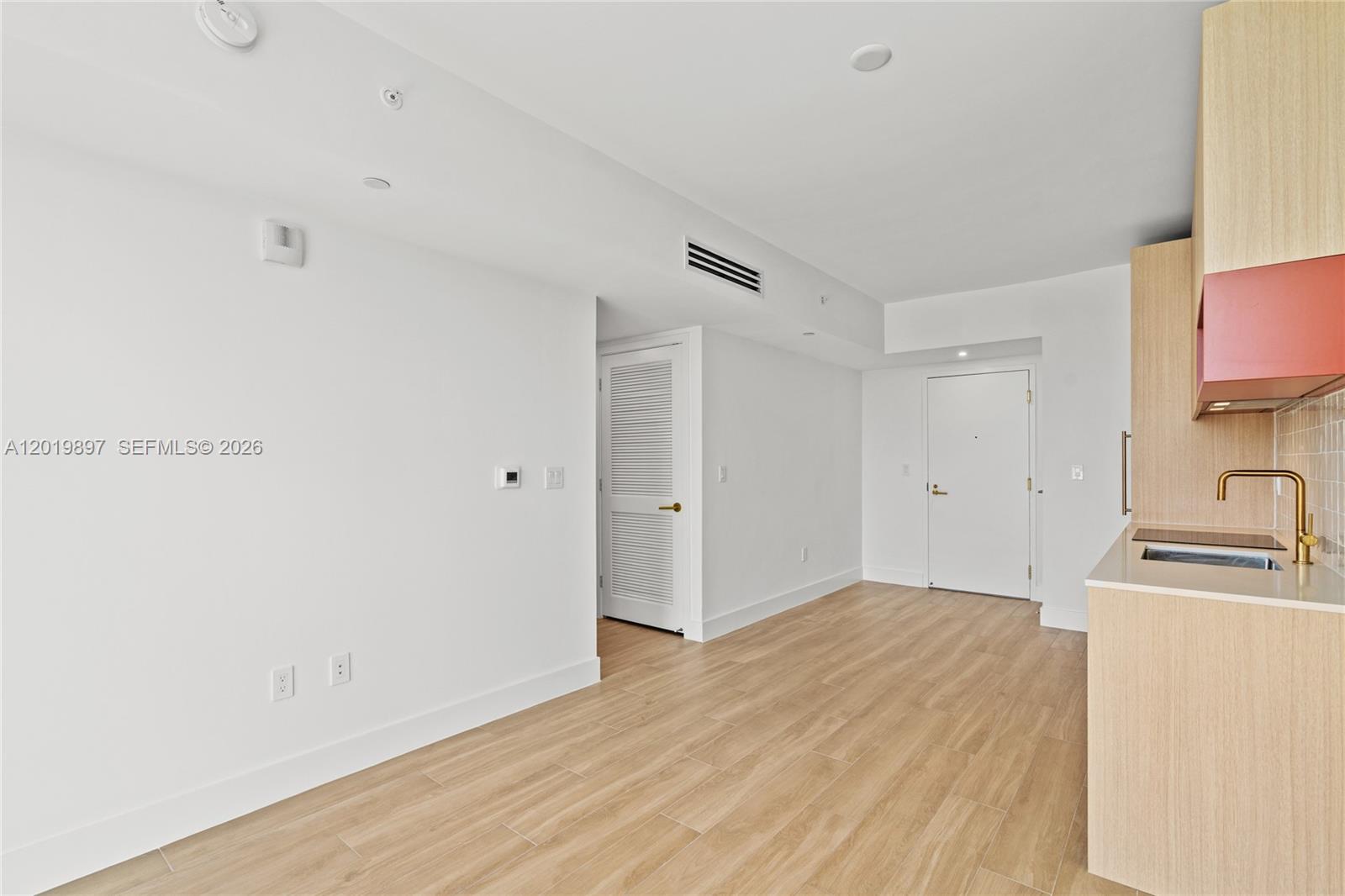 BUENA VISTA WEST - Residential