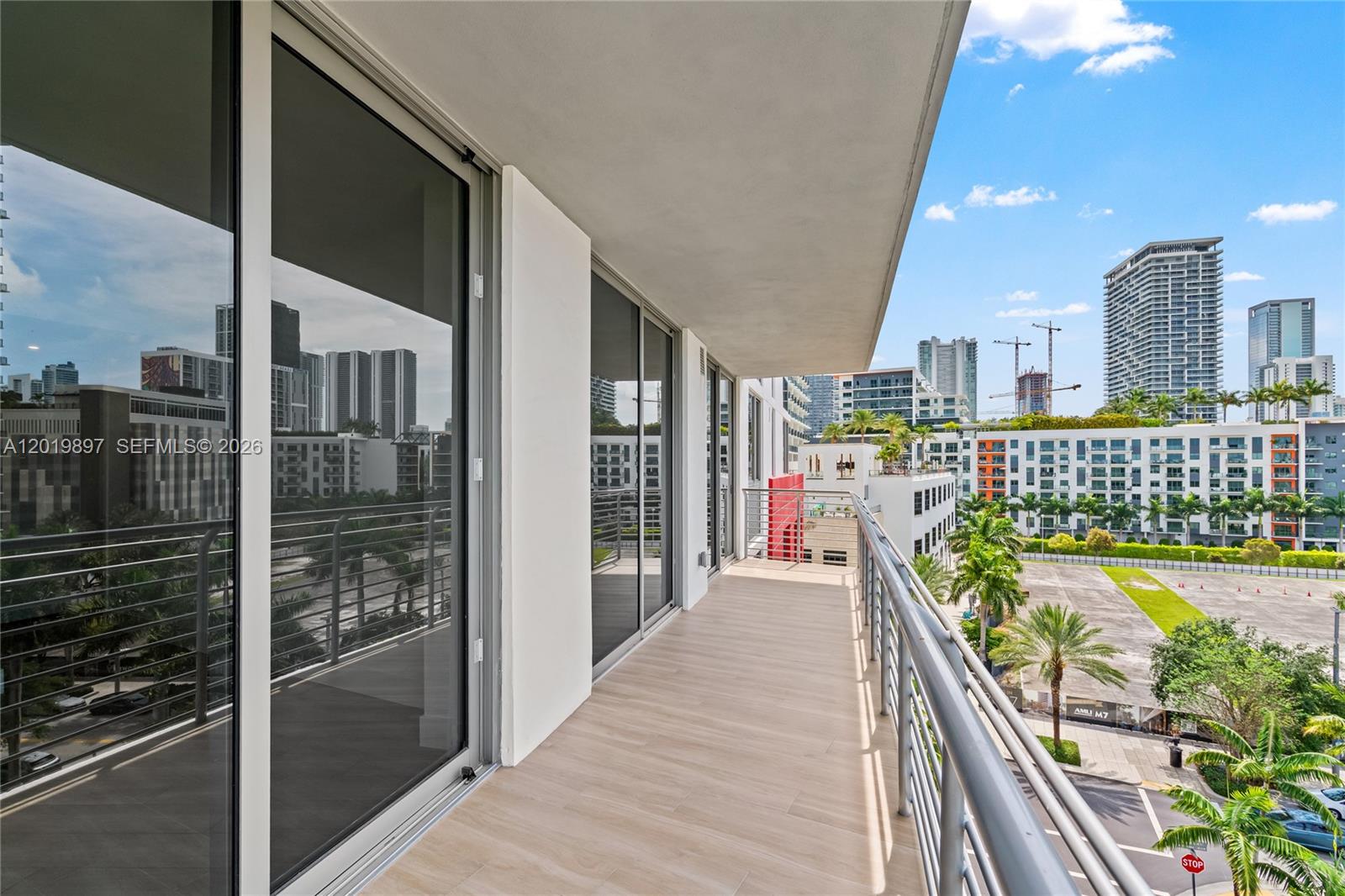 BUENA VISTA WEST - Residential