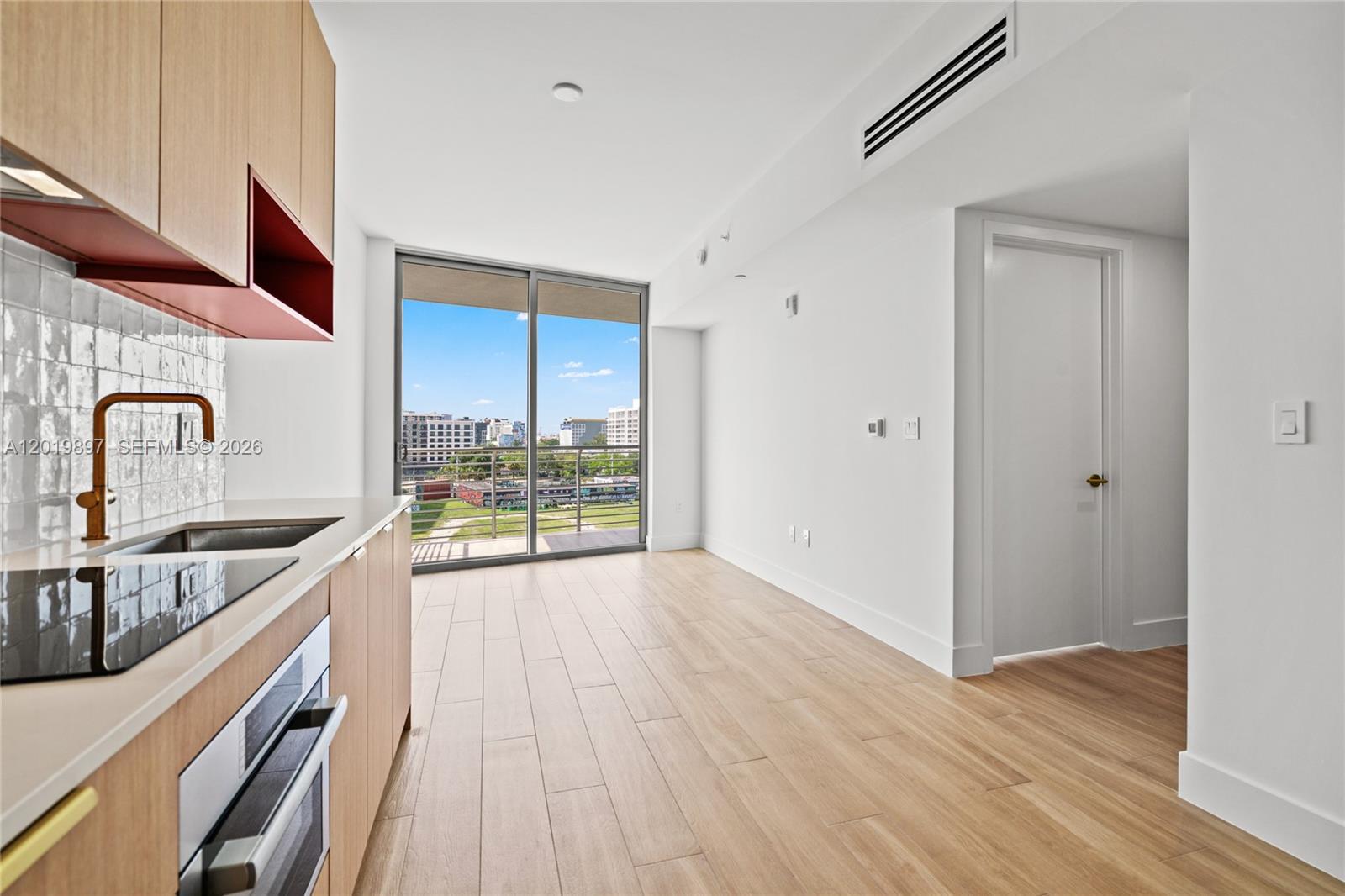 BUENA VISTA WEST - Residential