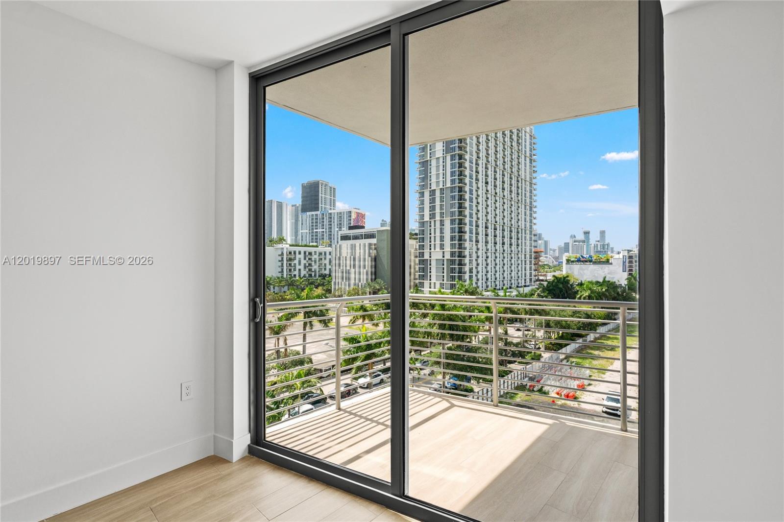 BUENA VISTA WEST - Residential