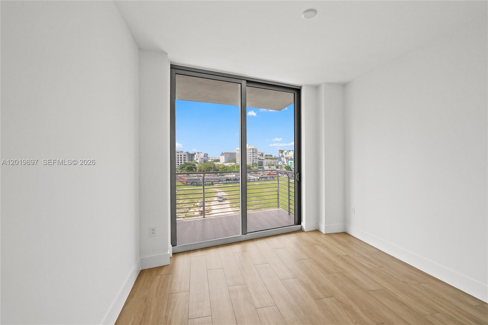 BUENA VISTA WEST - Residential