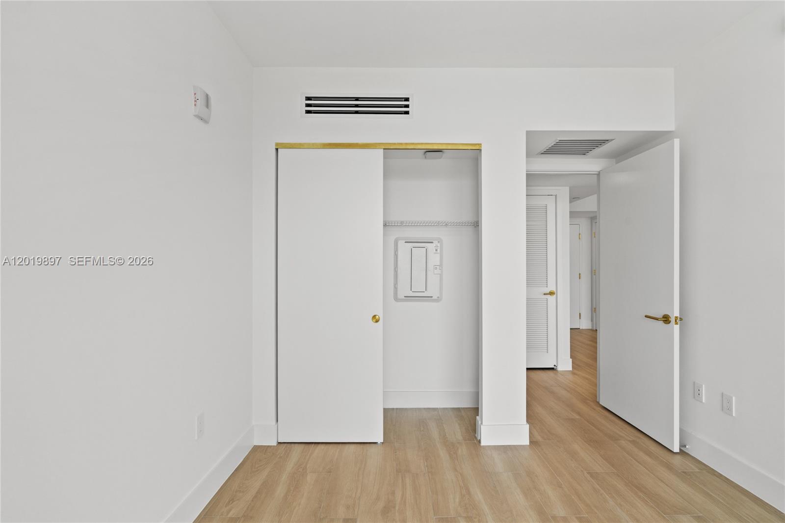 BUENA VISTA WEST - Residential