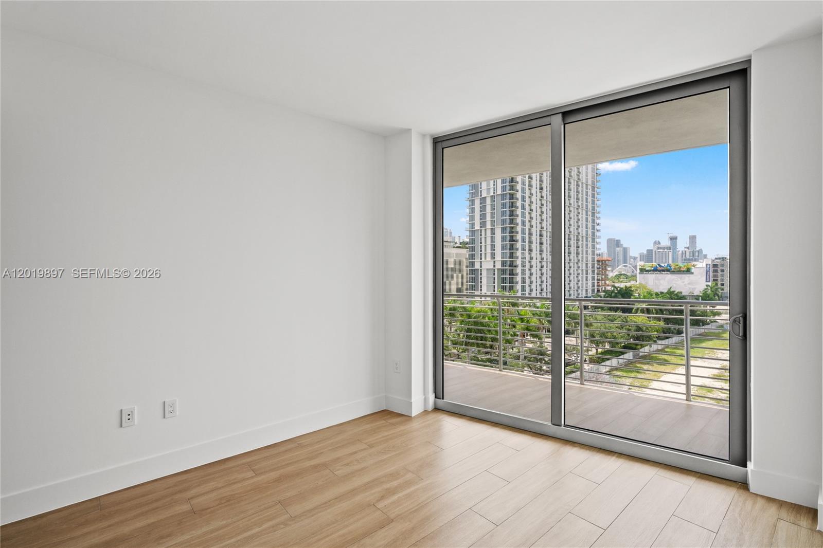 BUENA VISTA WEST - Residential