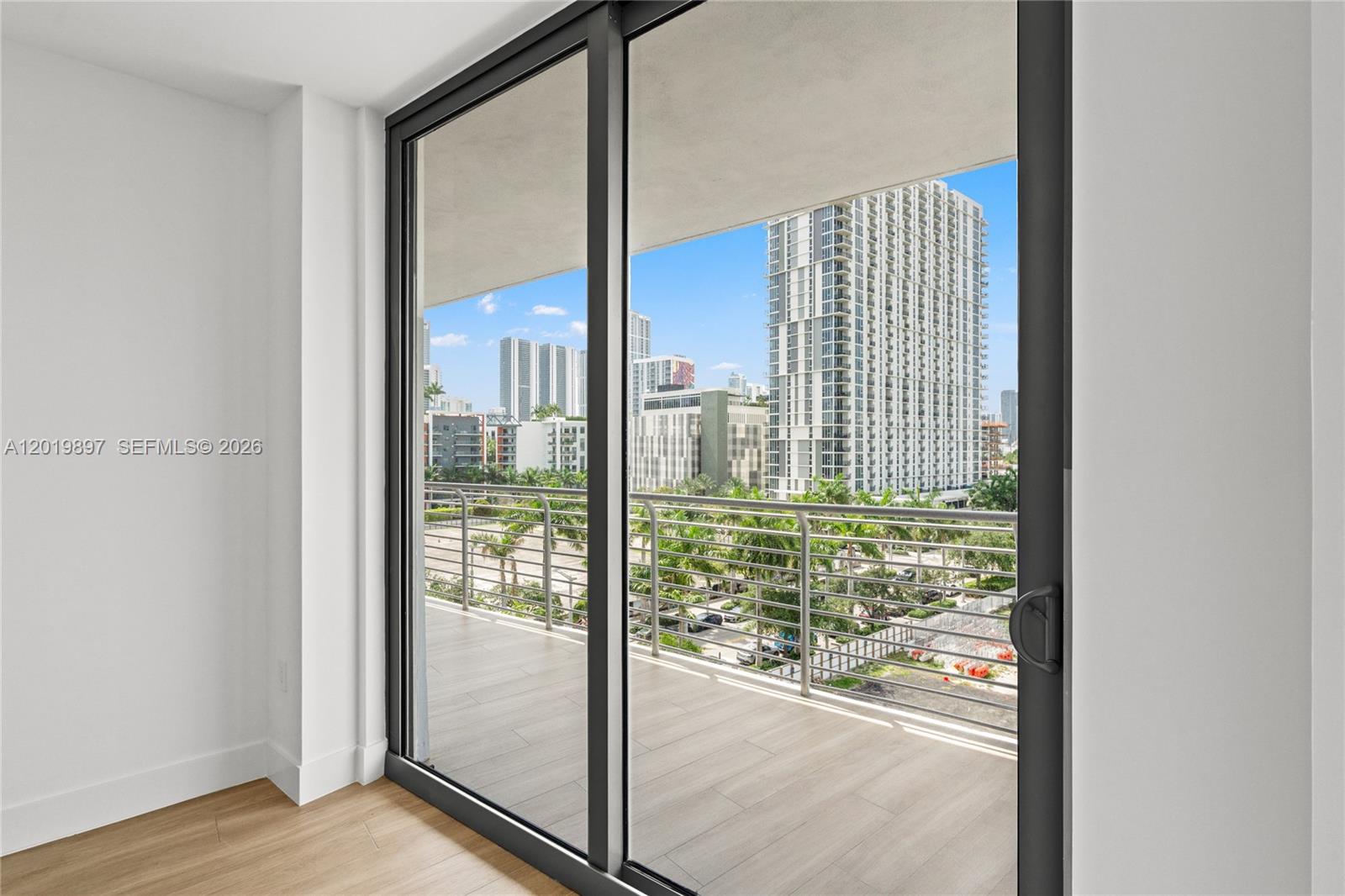 BUENA VISTA WEST - Residential
