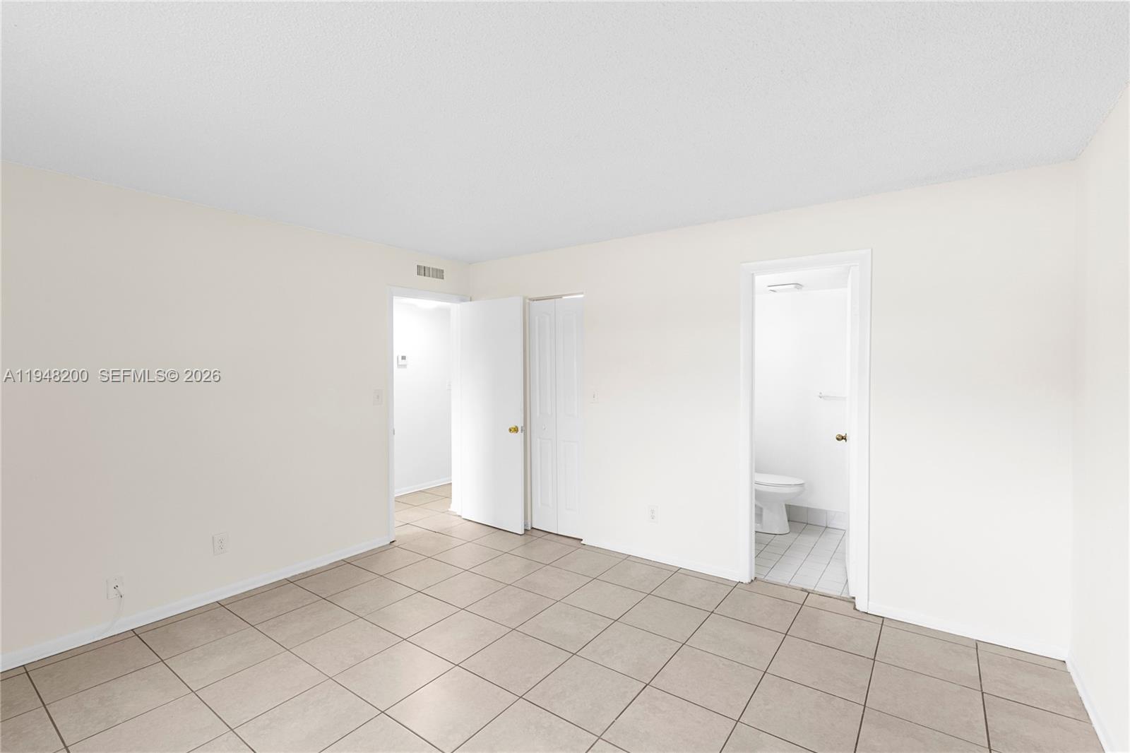 COURTYARDS AT DAVIE CONDO - Residential