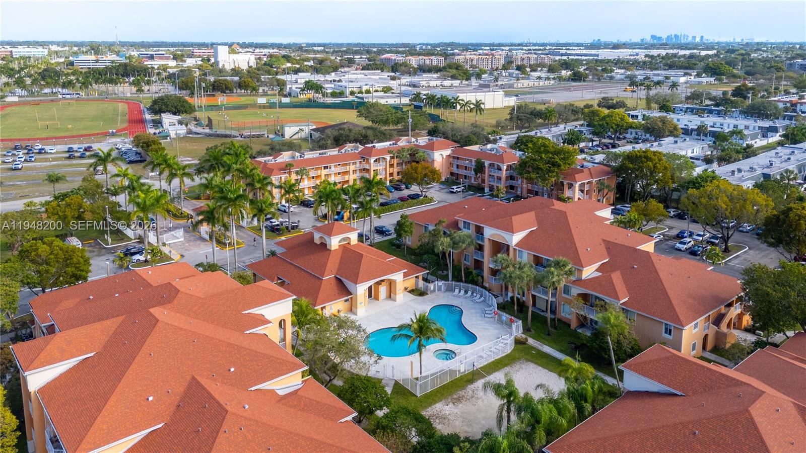 COURTYARDS AT DAVIE CONDO - Residential