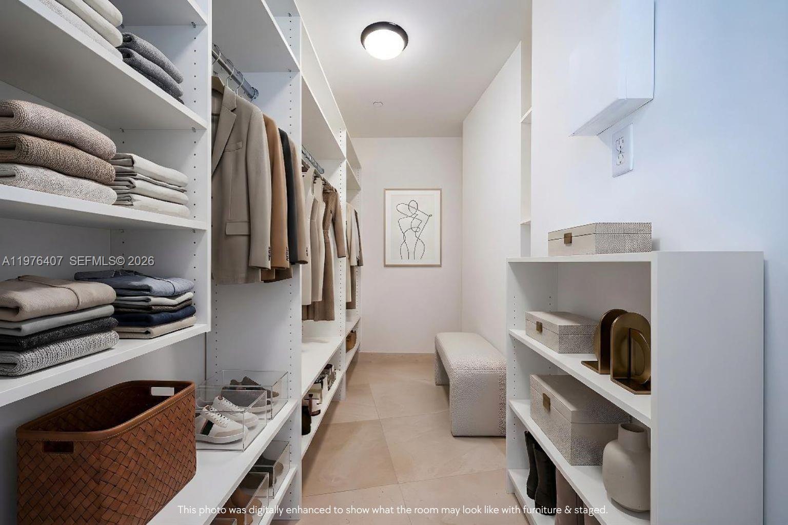 CARBONELL CONDO - Residential