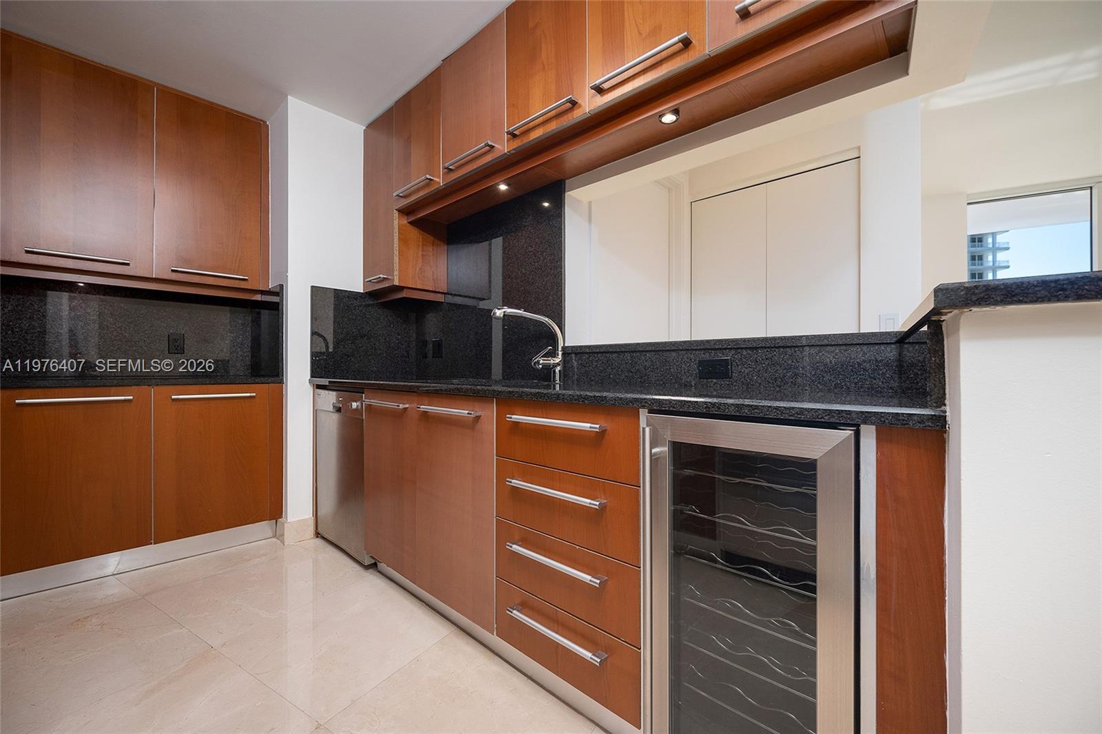 CARBONELL CONDO - Residential