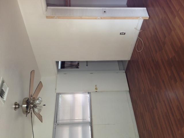 HOLLYWOOD PARK 4-19 B - Residential Lease