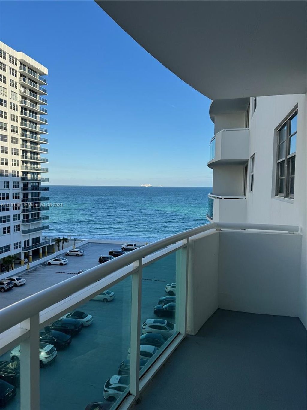 Photo of 3001 S Ocean Dr #703, Hollywood, FL 33019 (MLS # A11491301)