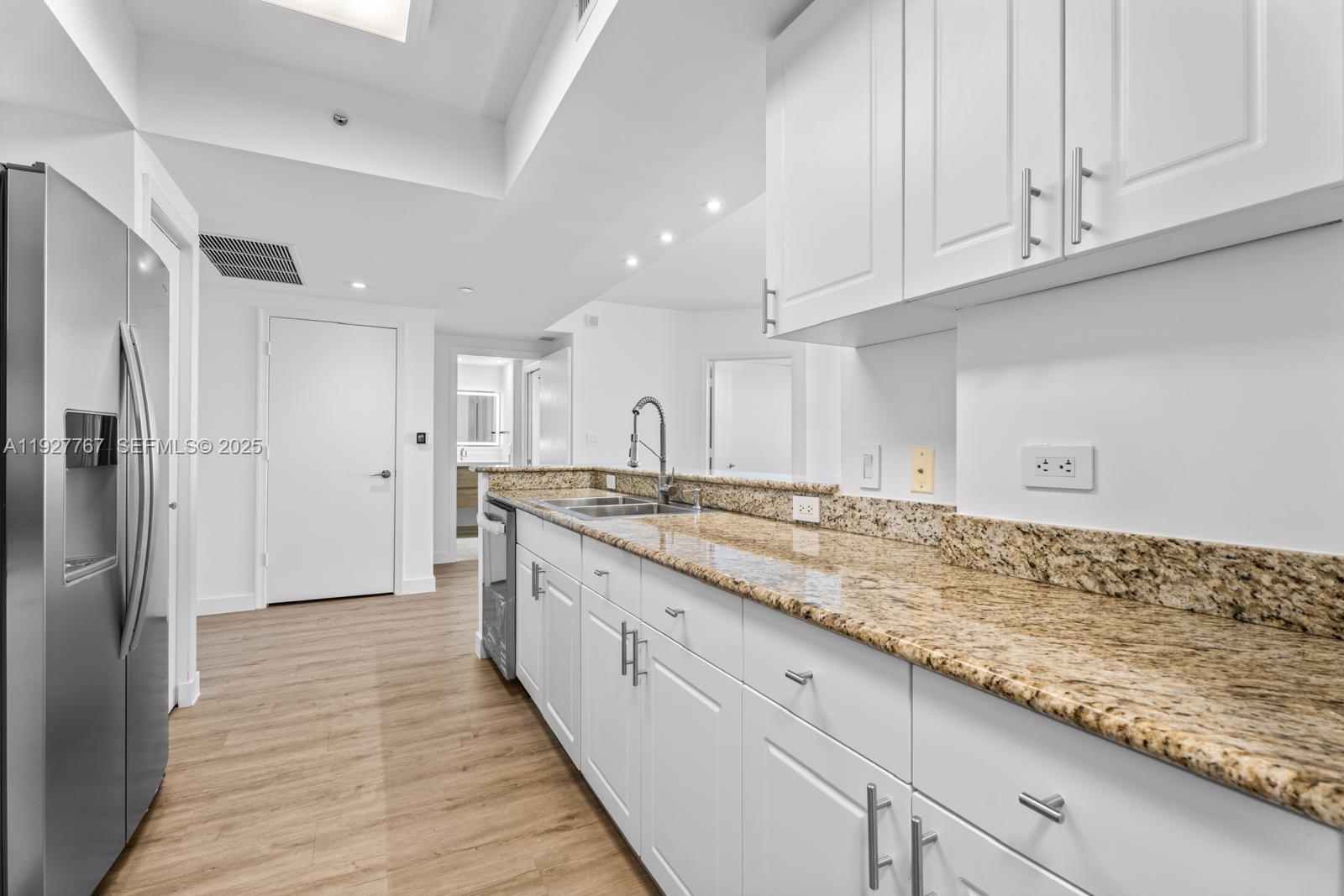 TURNBERRY ON THE GREEN - Residential