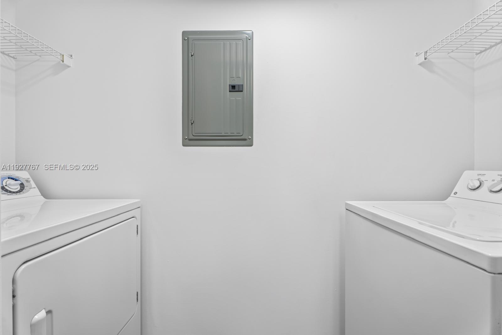 TURNBERRY ON THE GREEN - Residential