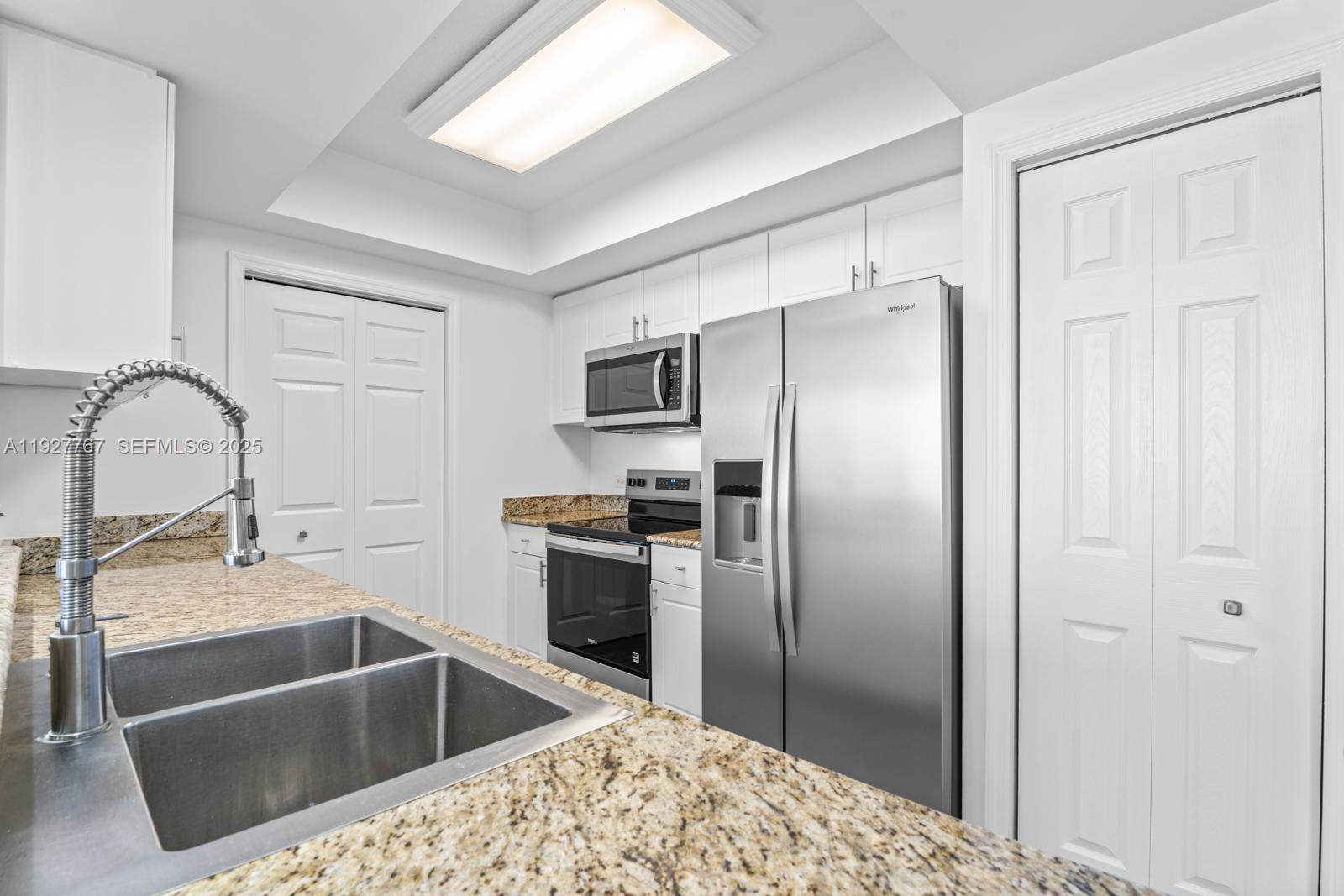 TURNBERRY ON THE GREEN - Residential