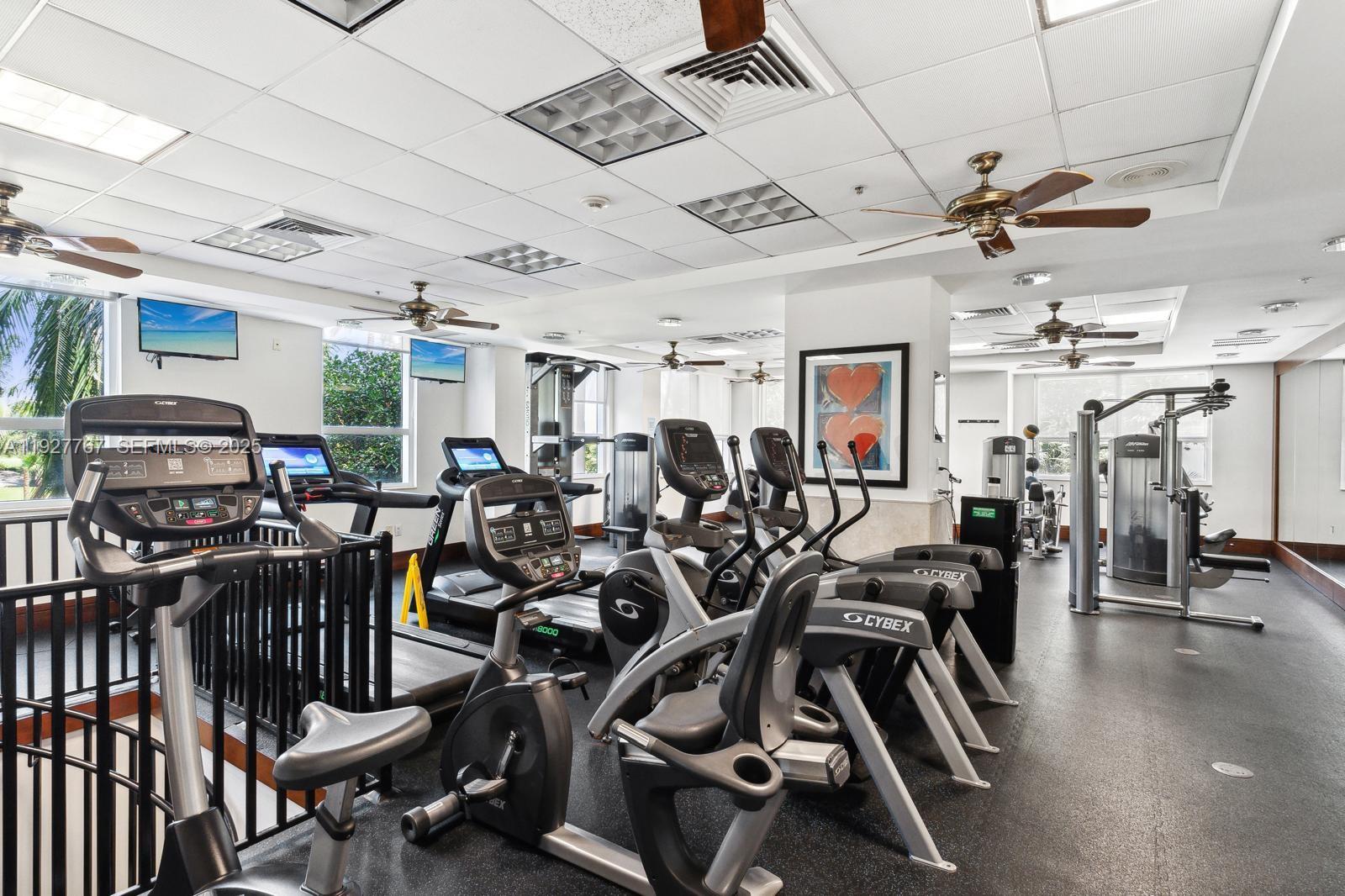 TURNBERRY ON THE GREEN - Residential