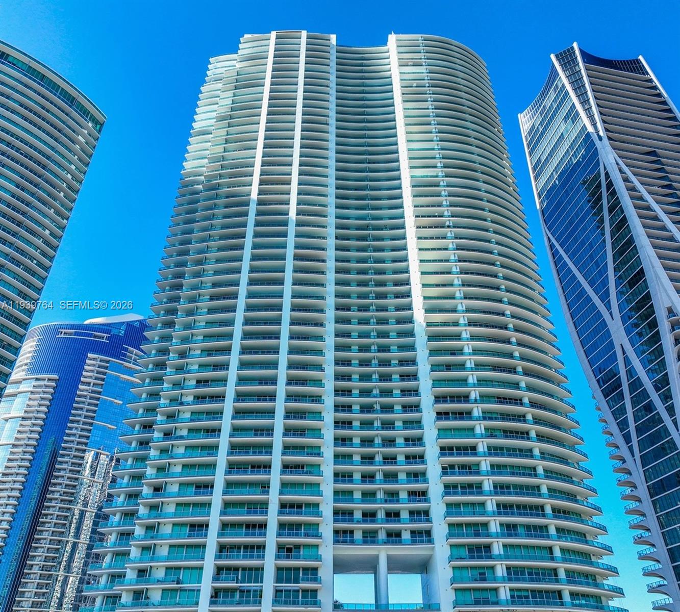 900 BISCAYNE BAY CONDO - Residential