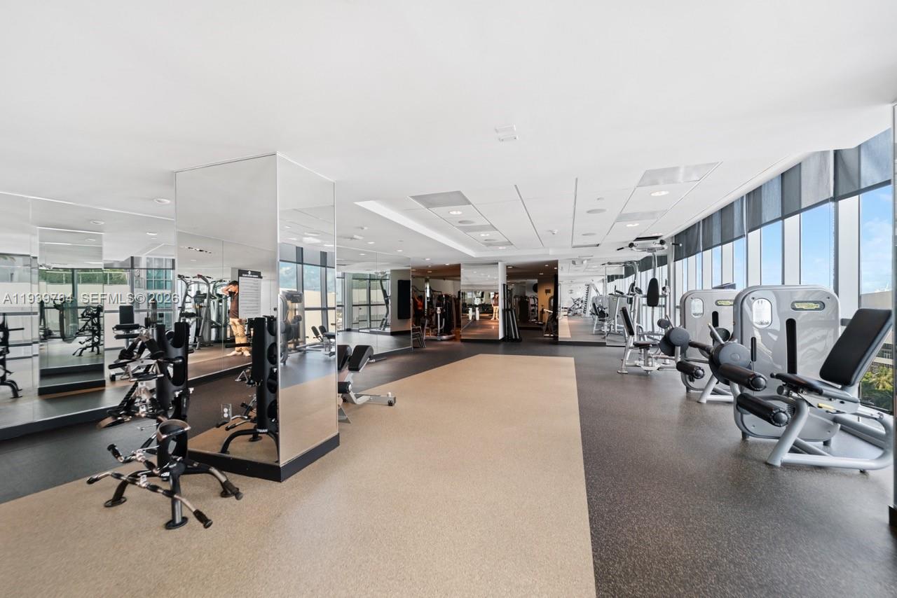 900 BISCAYNE BAY CONDO - Residential