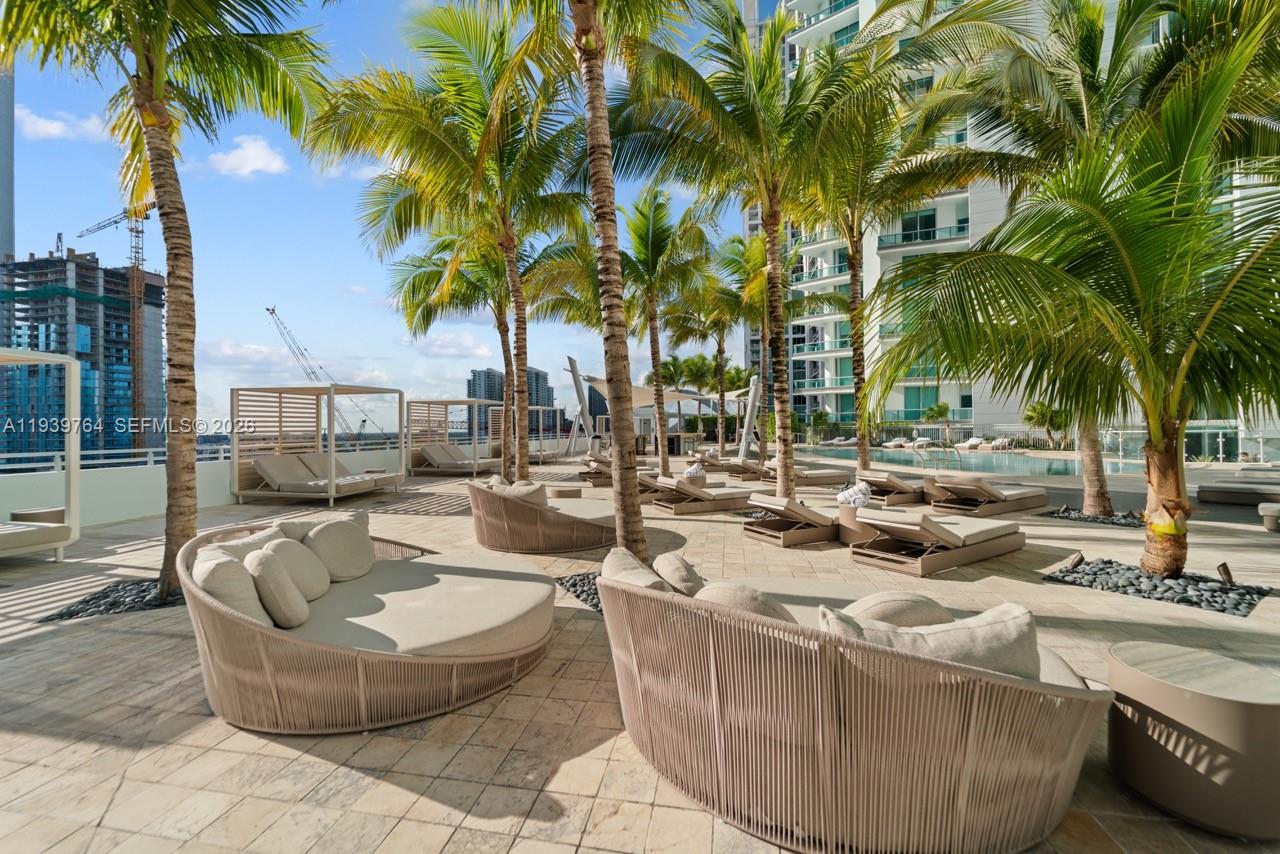 900 BISCAYNE BAY CONDO - Residential