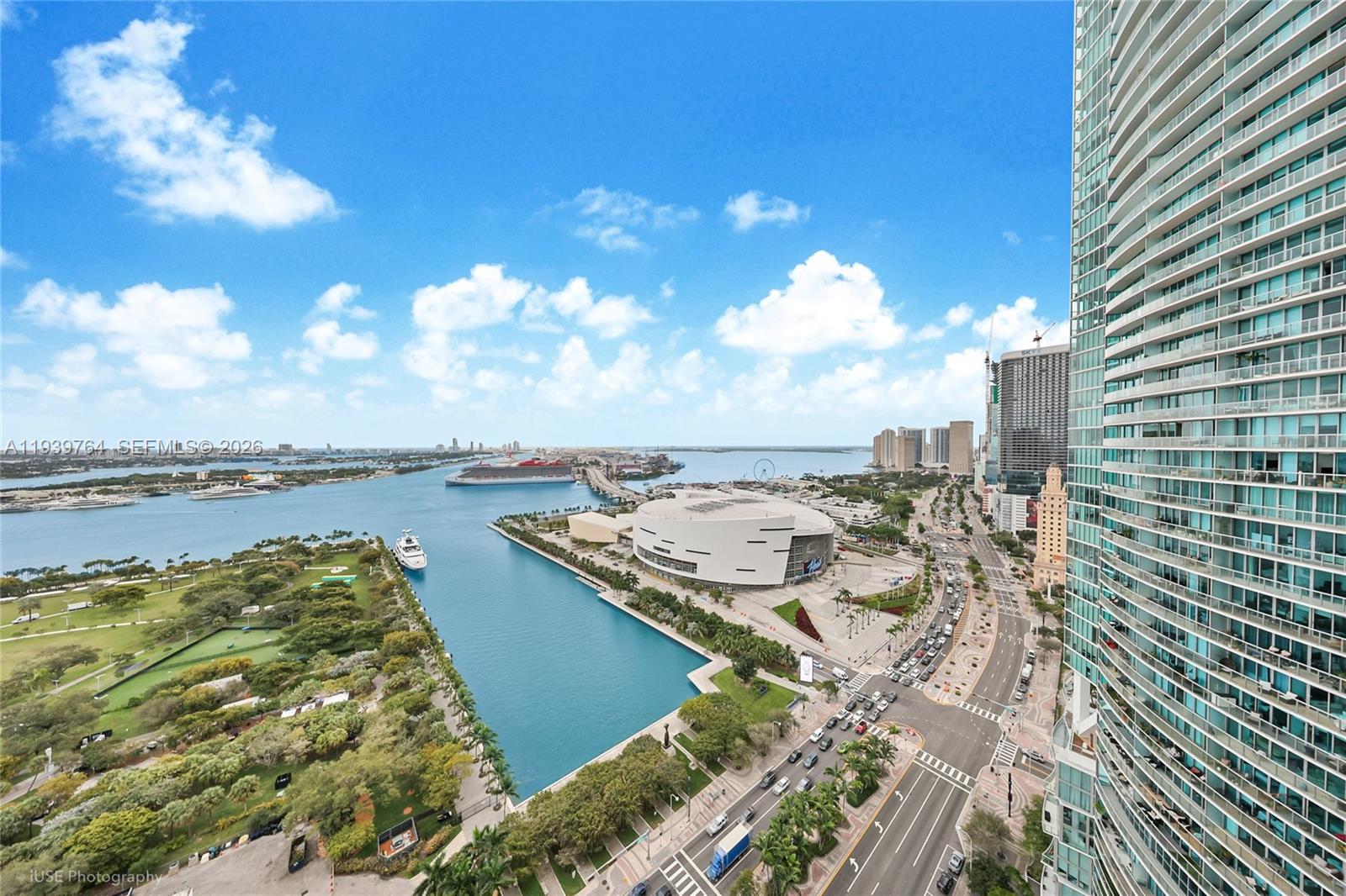 900 BISCAYNE BAY CONDO - Residential