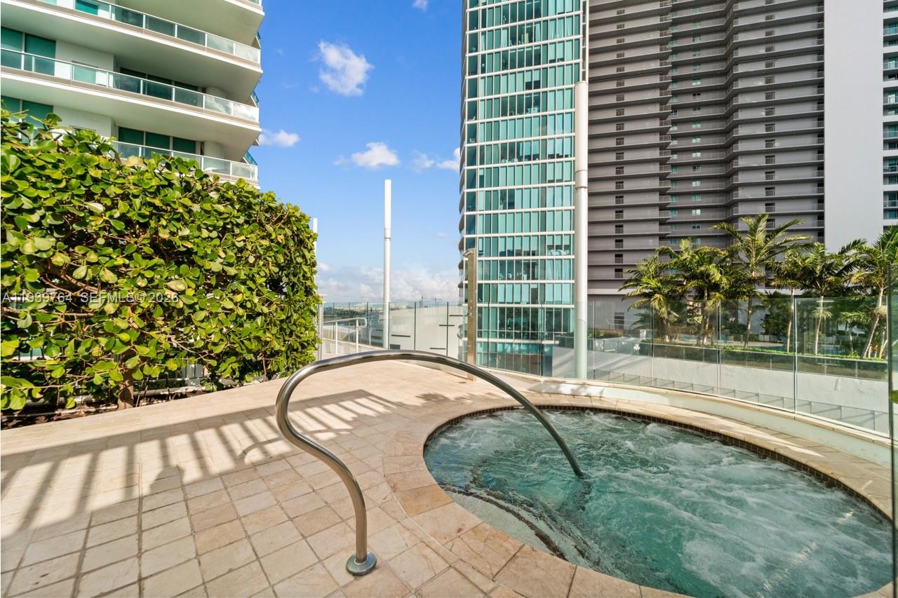 900 BISCAYNE BAY CONDO - Residential