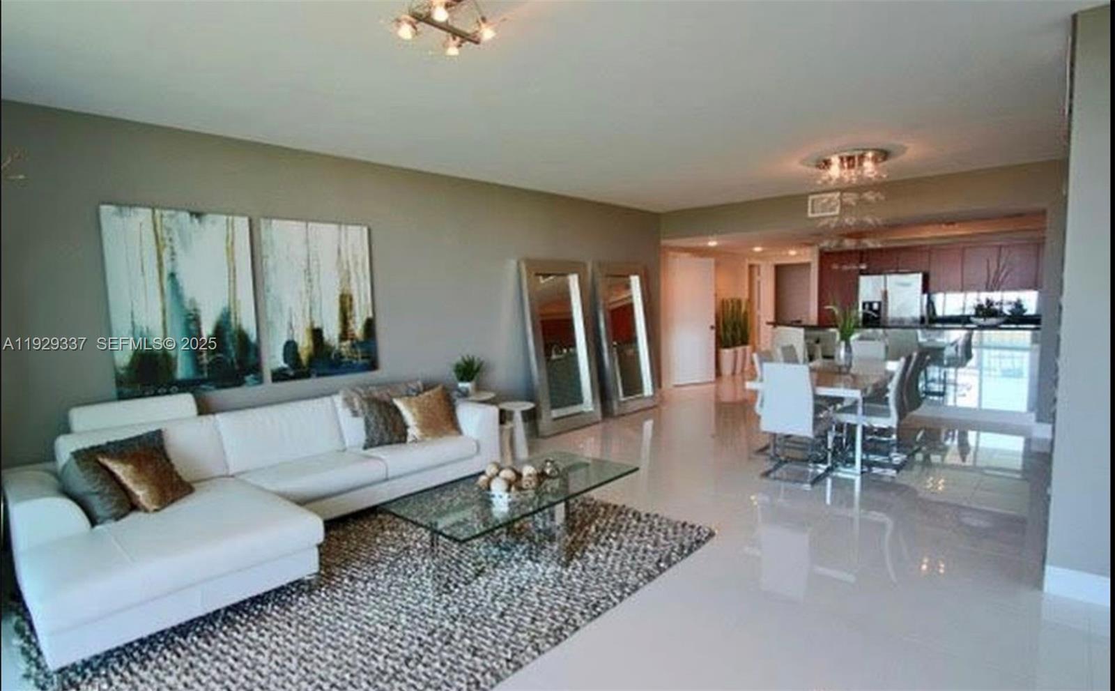 THE OAKS I CONDO - Residential Lease