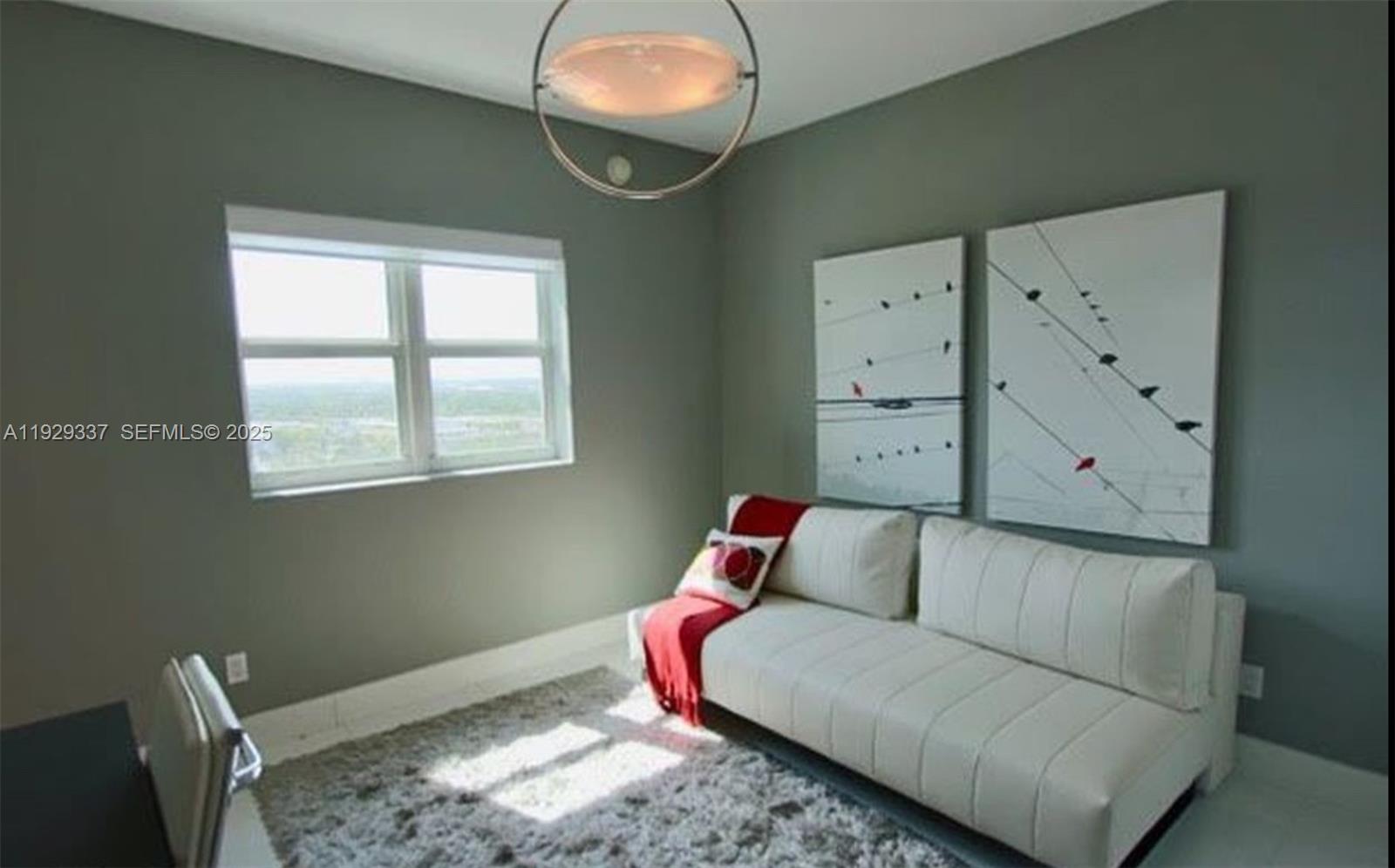 THE OAKS I CONDO - Residential Lease