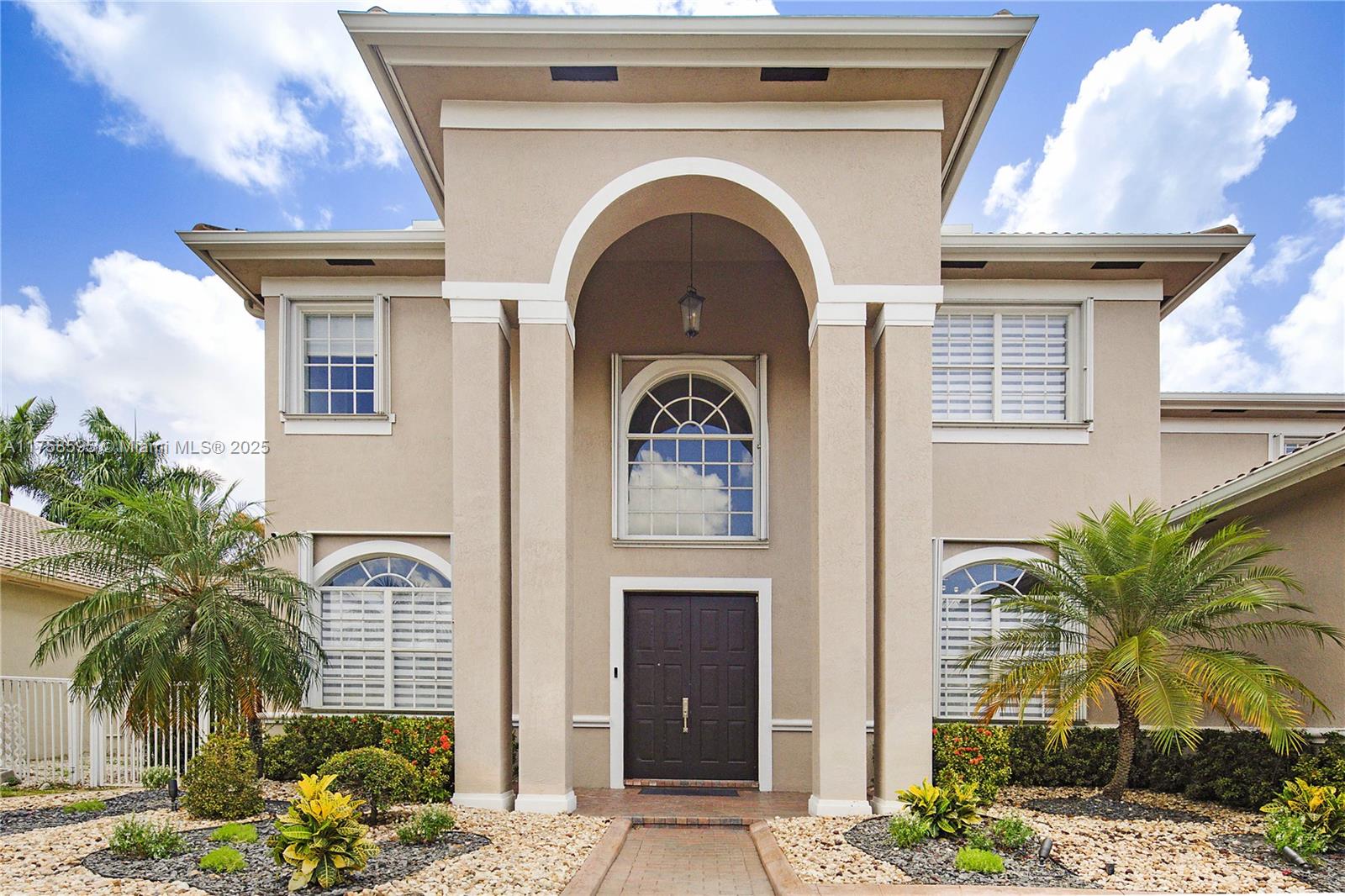 2301 SW 185th Ave