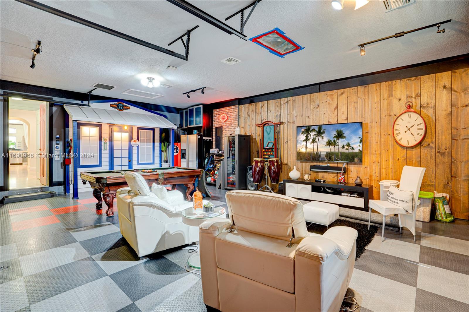 FLAMINGO PLAT - Residential