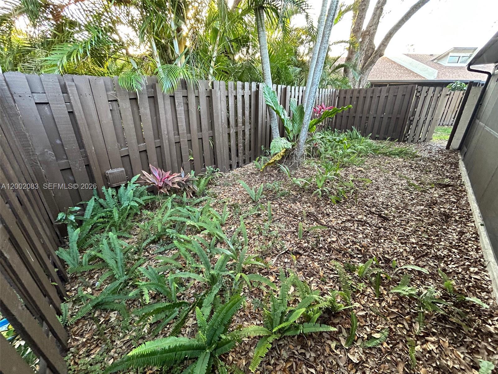 EVERGLADES SUGAR & LAND C - Residential