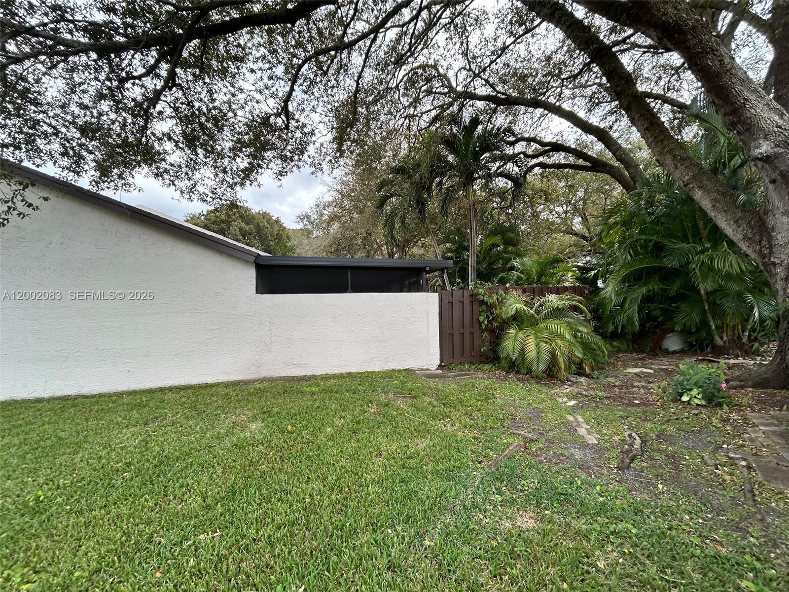 EVERGLADES SUGAR & LAND C - Residential