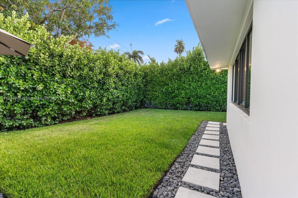 KEYSTONE ISLANDS - Residential