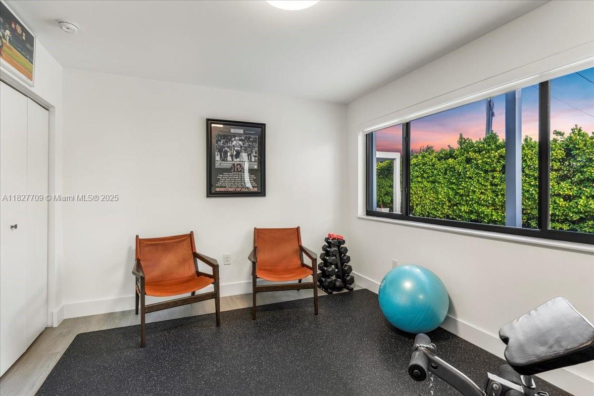 KEYSTONE ISLANDS - Residential