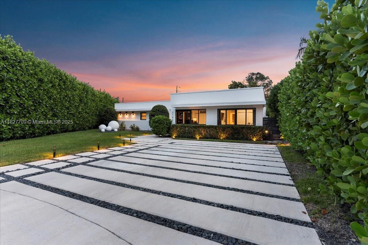 KEYSTONE ISLANDS - Residential