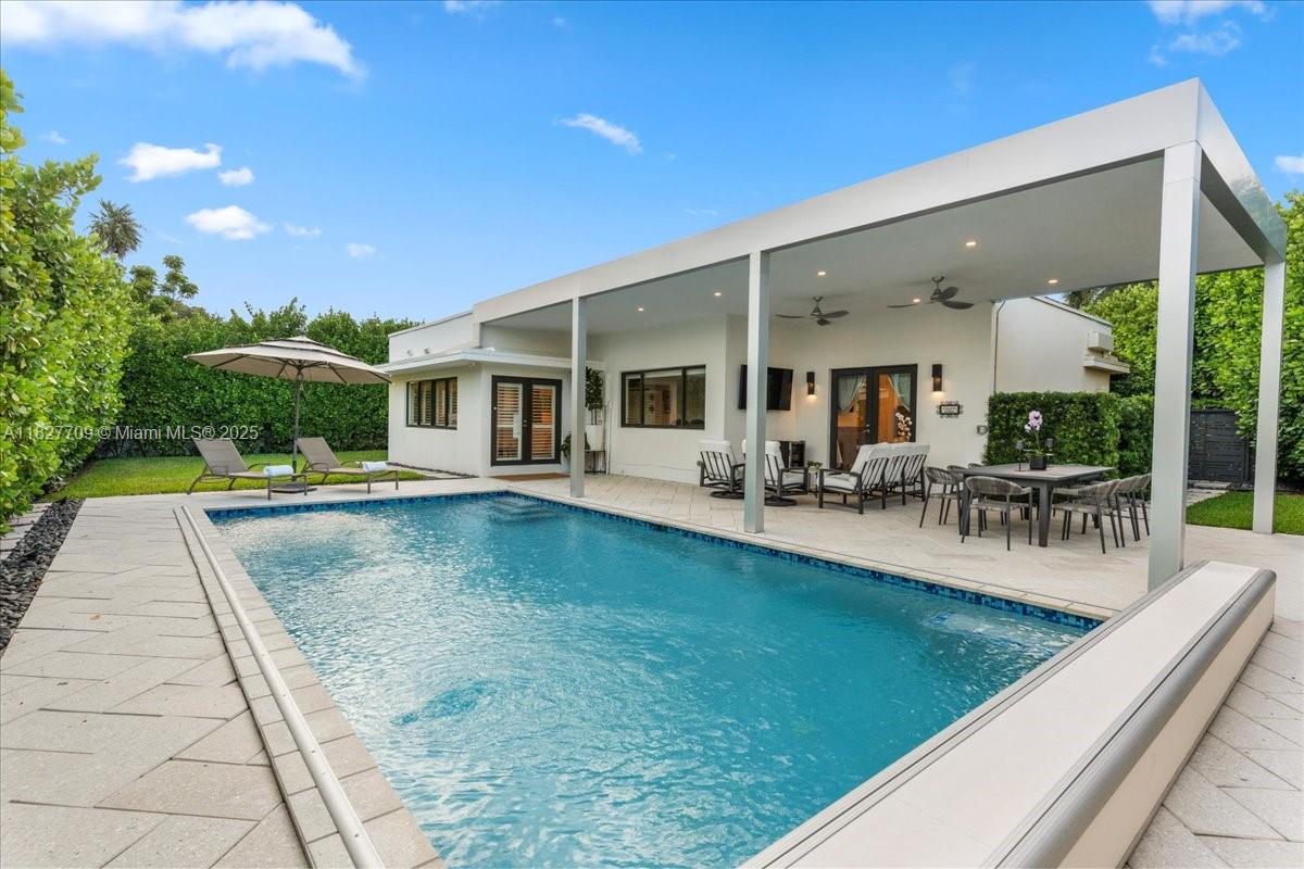 KEYSTONE ISLANDS - Residential