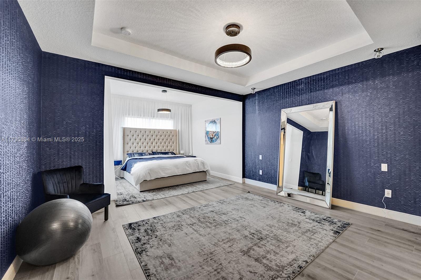 HILLCREST COUNTRY CLUB SO - Residential