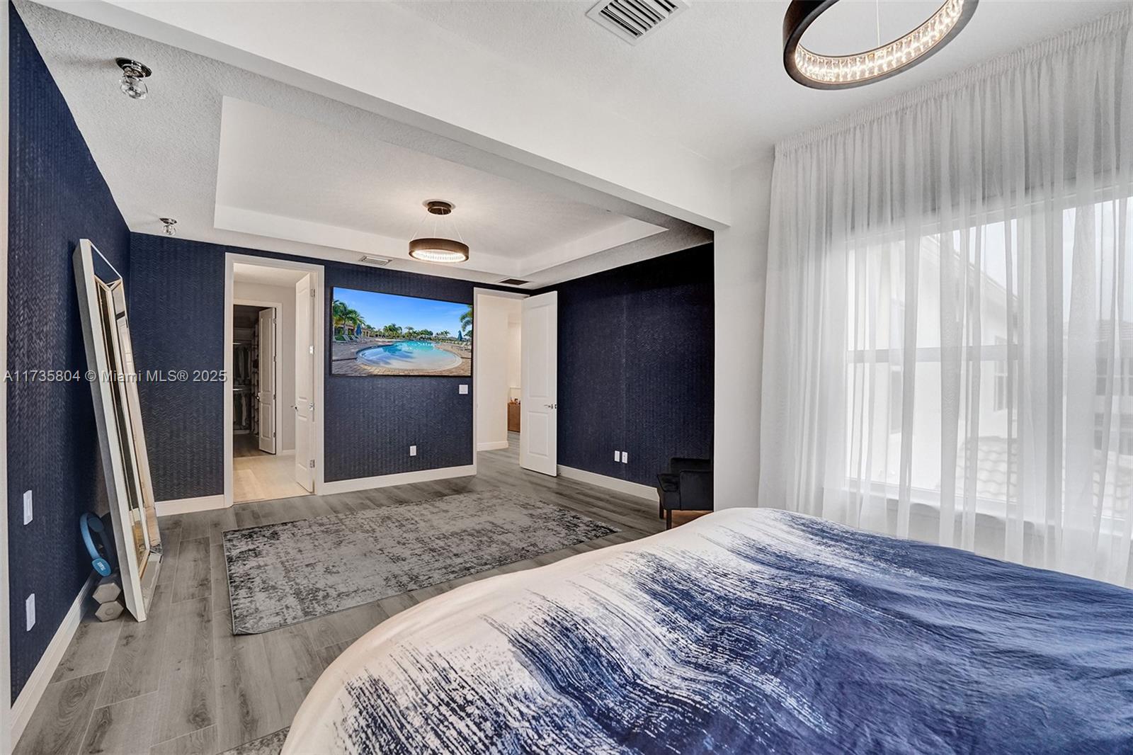 HILLCREST COUNTRY CLUB SO - Residential