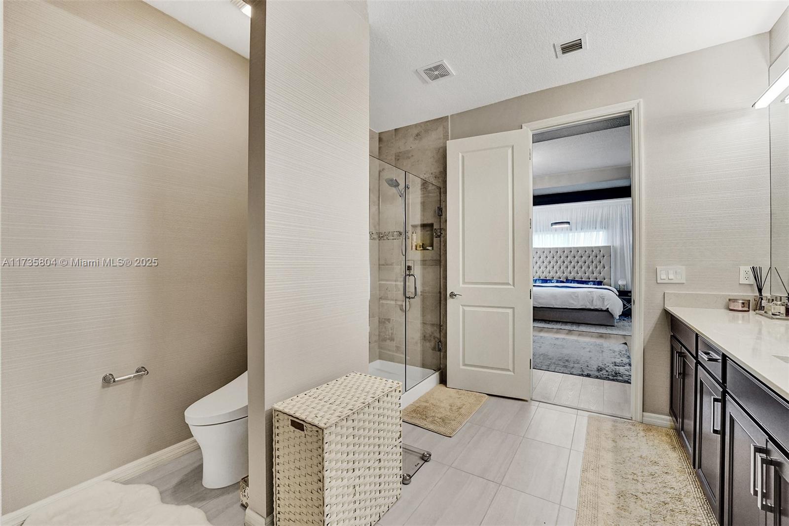 HILLCREST COUNTRY CLUB SO - Residential