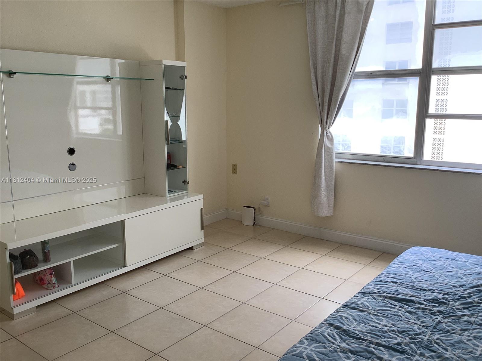PRINCE GEORGE ARMS CONDO - Residential