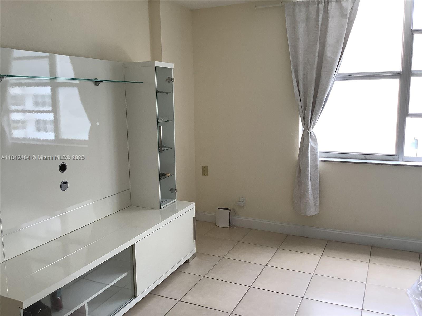 PRINCE GEORGE ARMS CONDO - Residential