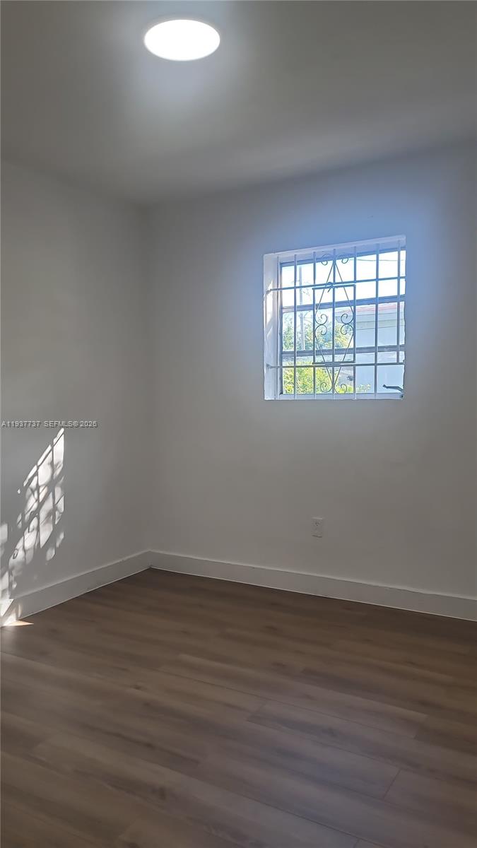 HOME OWNERS PARADISE - Residential