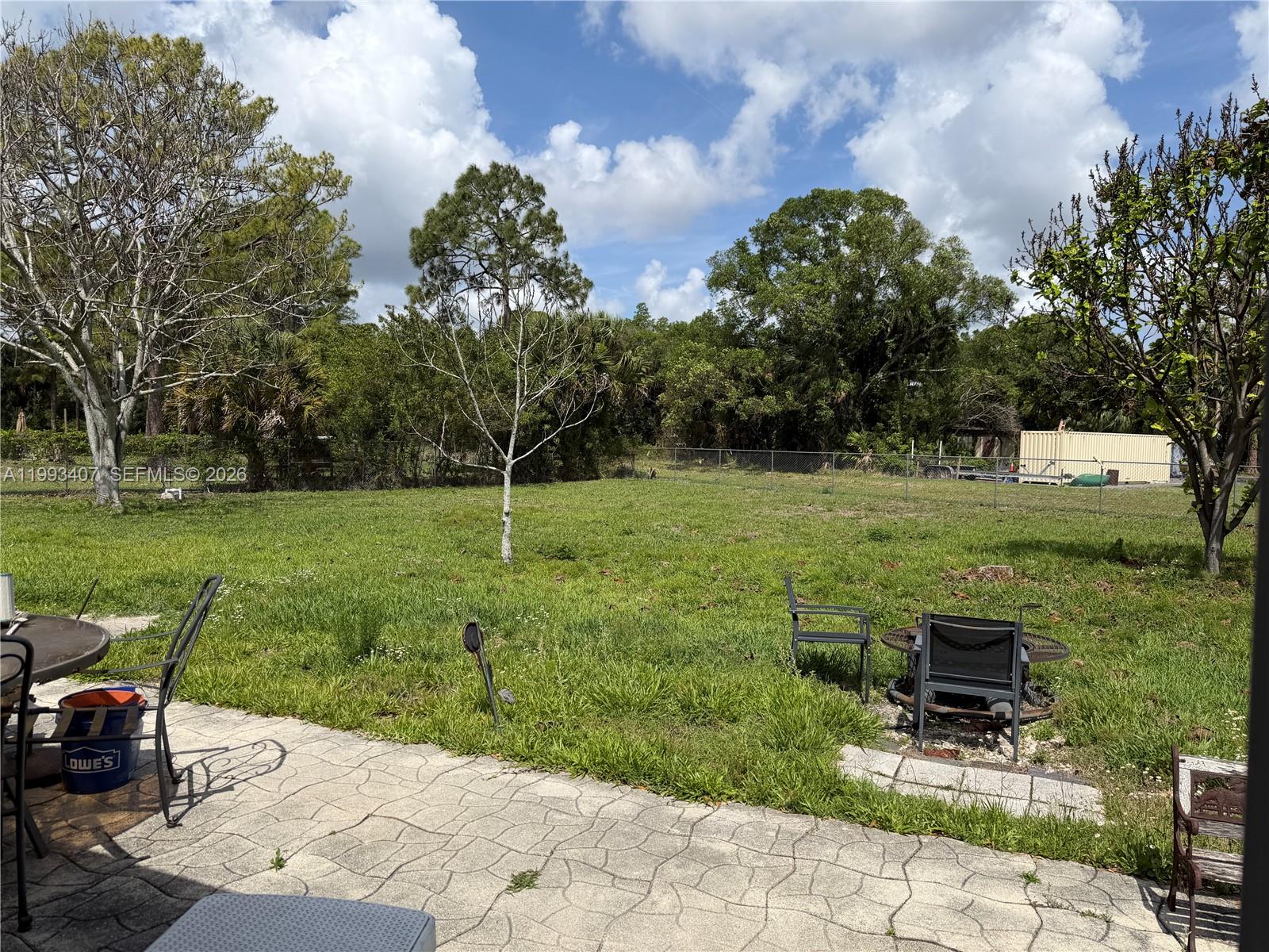 THE ACREAGE - Residential