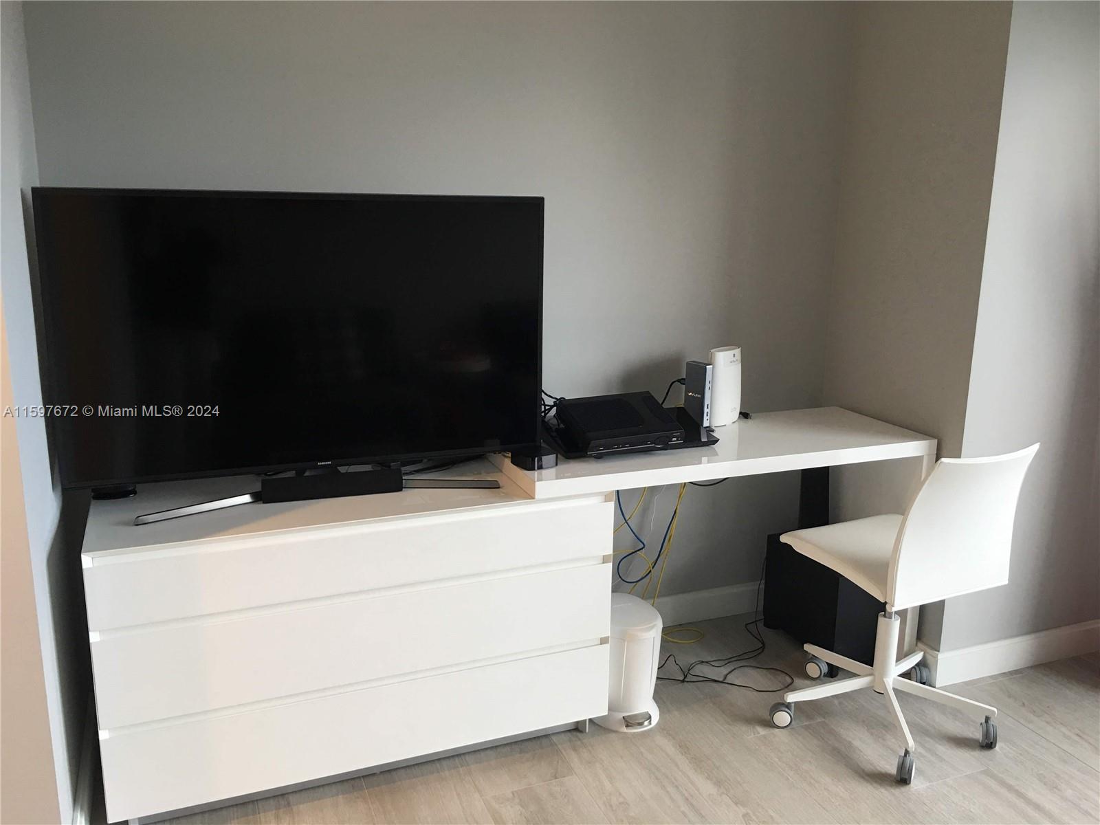 BRICKELL HEIGHTS WEST CON - Residential Lease