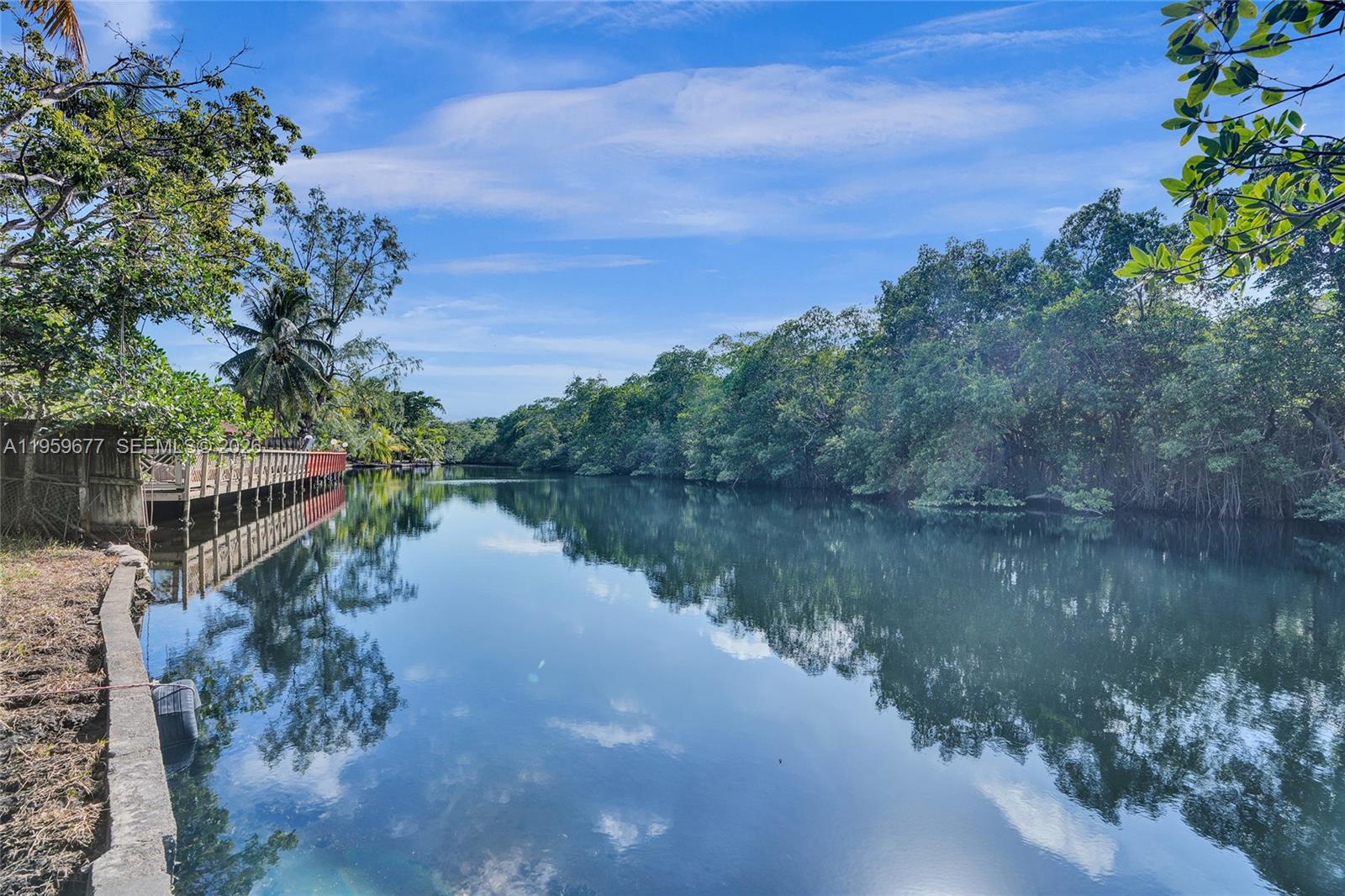 RIVERDALE - Residential