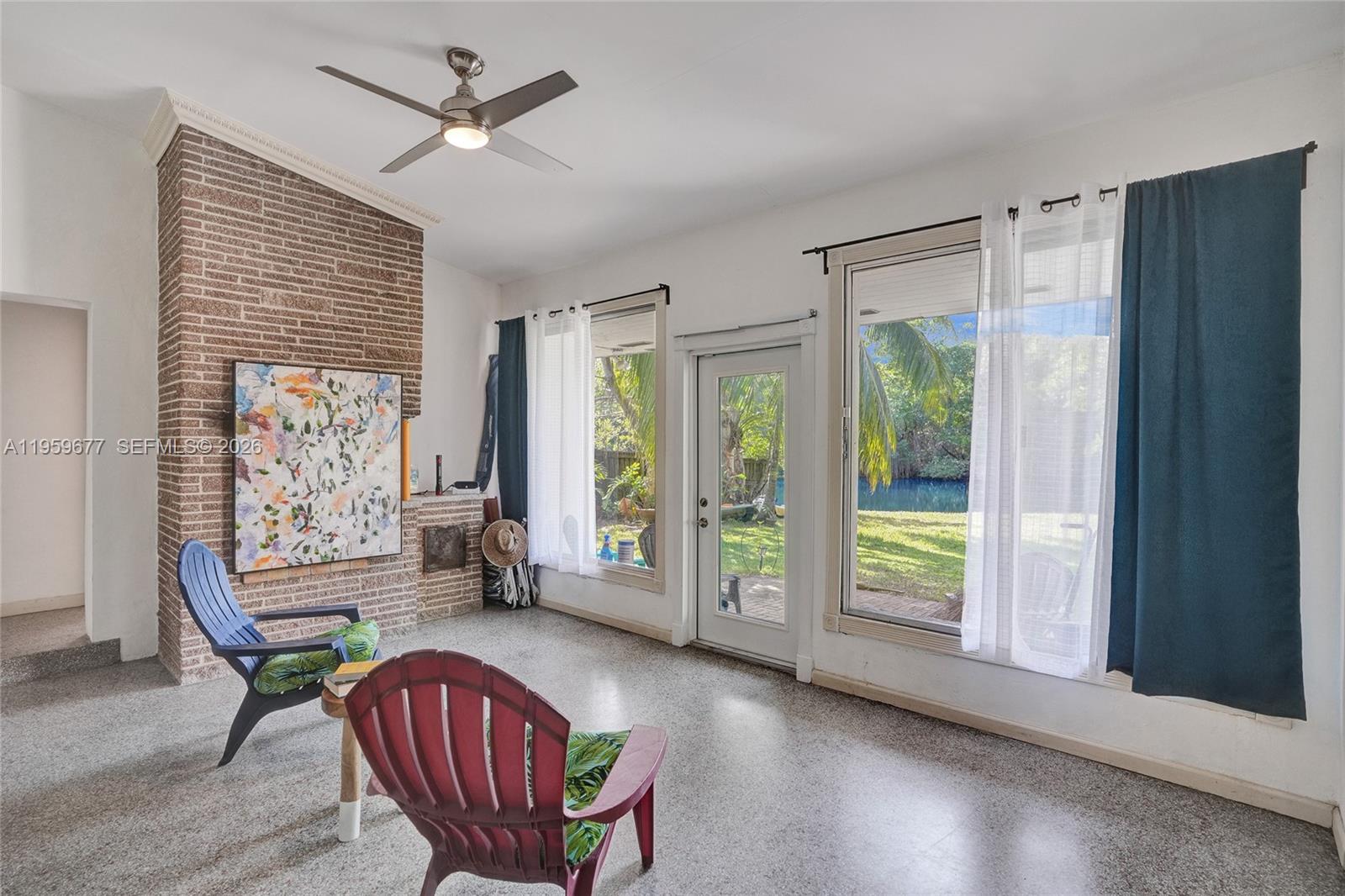 RIVERDALE - Residential