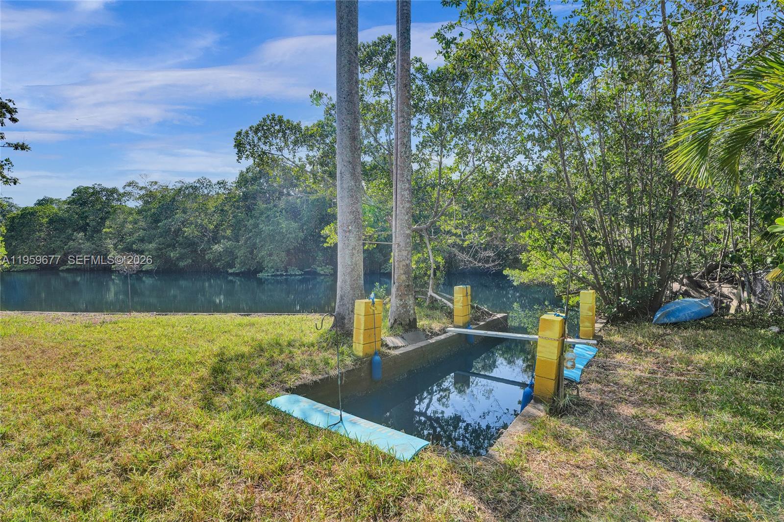 RIVERDALE - Residential