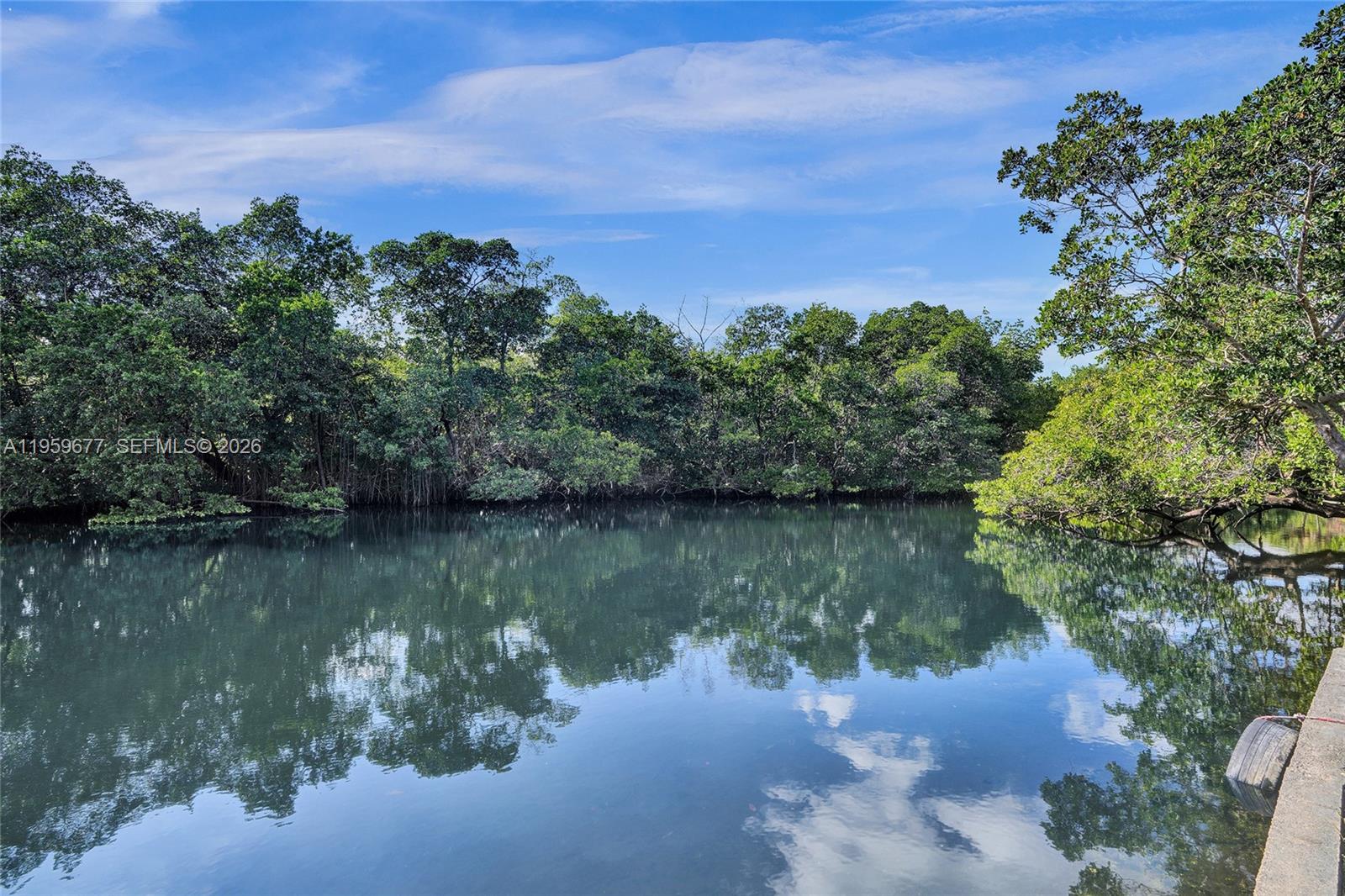 RIVERDALE - Residential