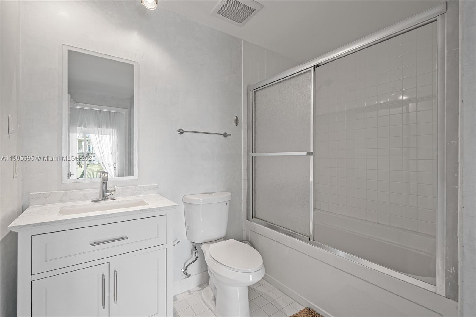 NEO CONDO - Residential Lease