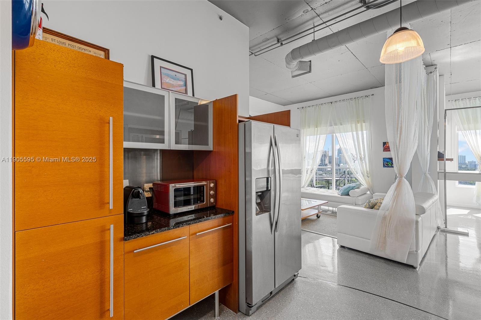 NEO CONDO - Residential Lease