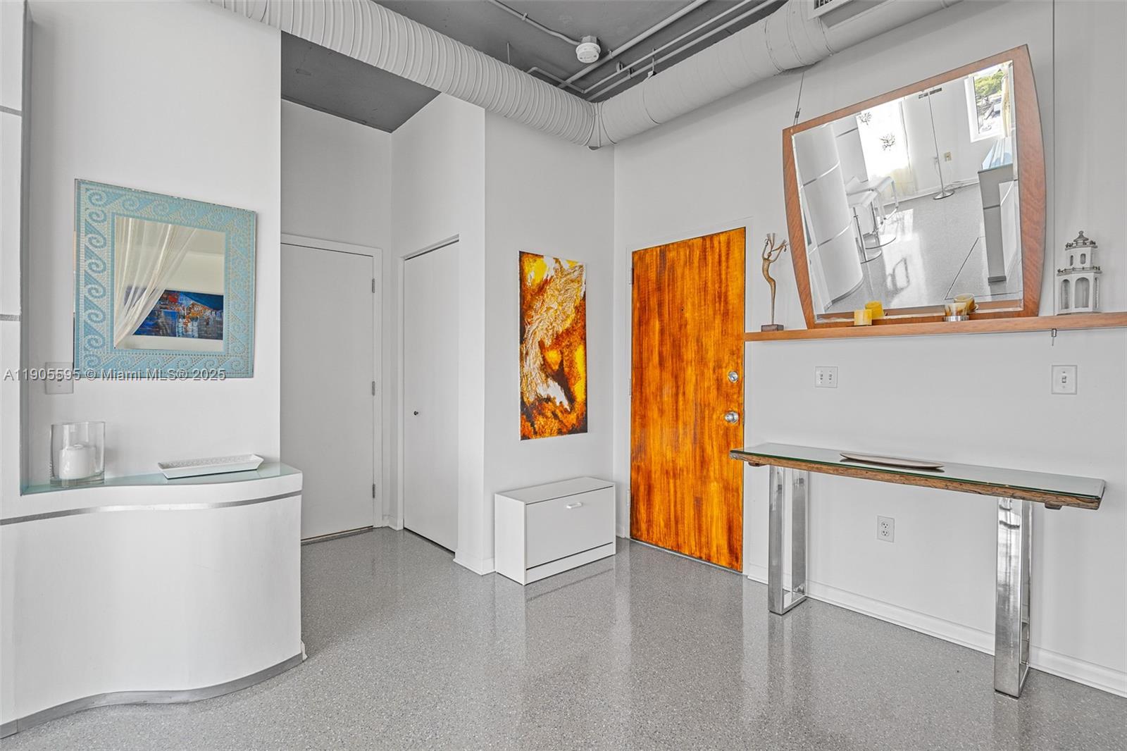 NEO CONDO - Residential Lease