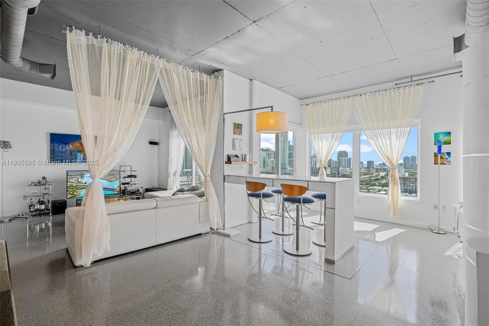 NEO CONDO - Residential Lease